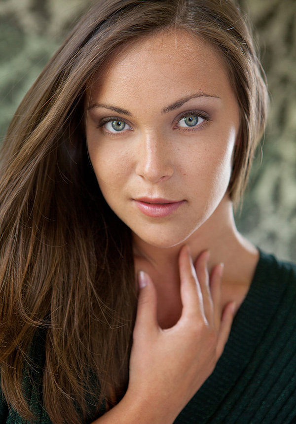 Елизавета, 27