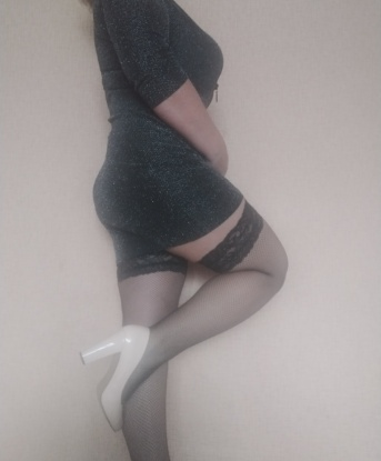 Дина, 43